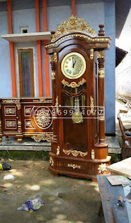Almari lemari jam klasik elegan kayu jati murah asli Jepara