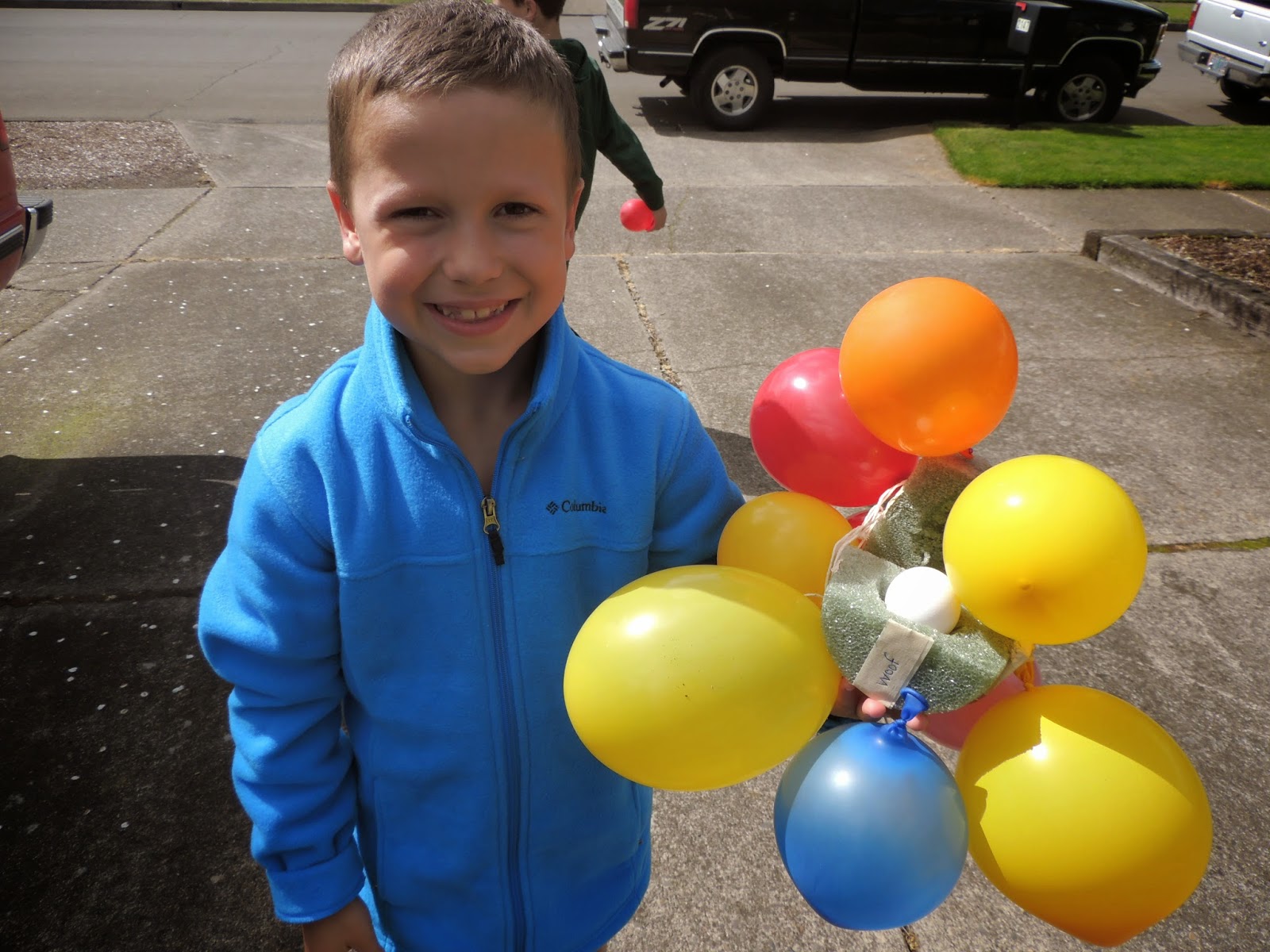 The Caffeinated Homeschoolista: Family Egg Drop Challenge