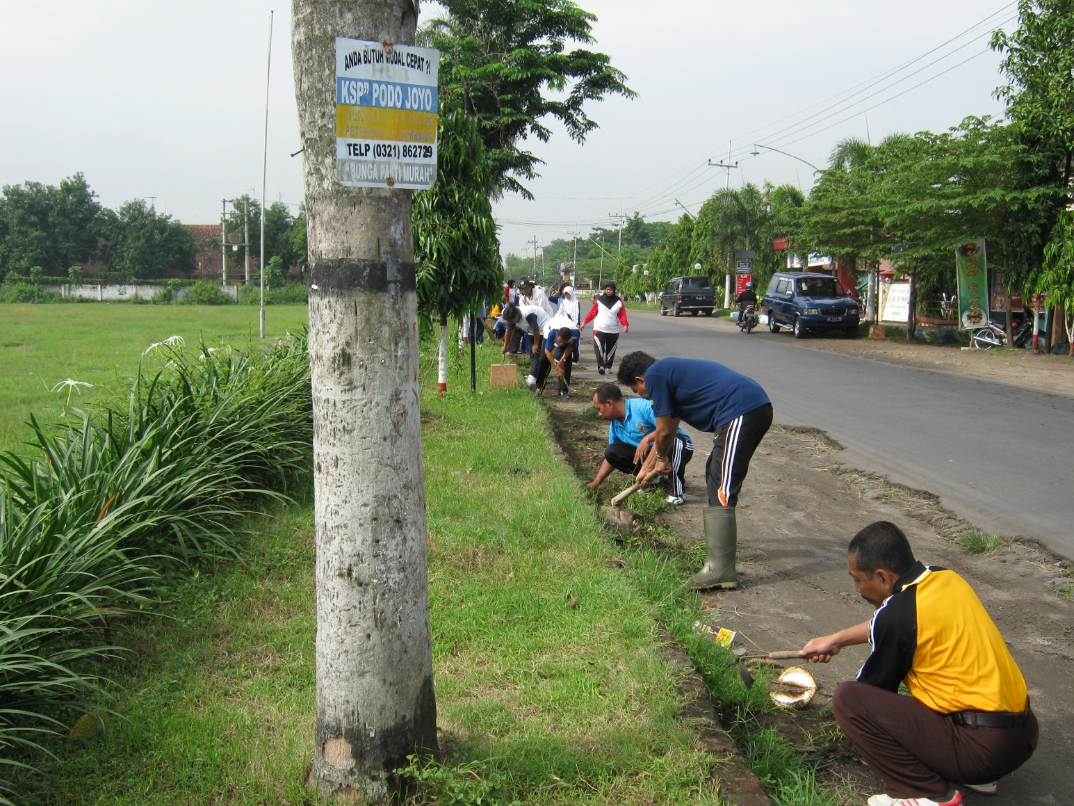  Lingkungan  Bersih  Lingkungan  Bersih 