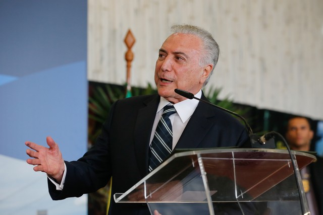 Temer diz na TV que gostaria de ter deixado Brasil 'ainda melhor', mas vê 'dever cumprido'