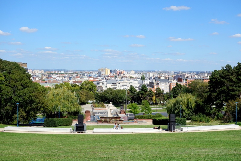 Parc De La Butte Du Chapeau Rouge Paris Paris : Parc de la Butte du Chapeau Rouge, petit frère méconnu du parc