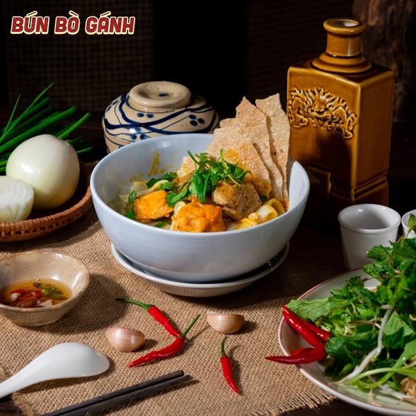 Mì Quảng Chả Tôm Cua - Quang Nam Noodle with Shrimp Ball & Crab Ball