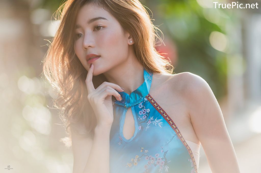 Image-Thailand-Beautiful-Girl-Pattaravadee-Boonmeesup-Blue-Chinese-Traditional-Undershirt-TruePic.net- Picture-23