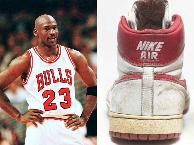 Giày của Michael Jordan được bán đấu giá hơn nửa triệu USD Giày của Michael Jordan được bán đấu giá hơn nửa triệu USD