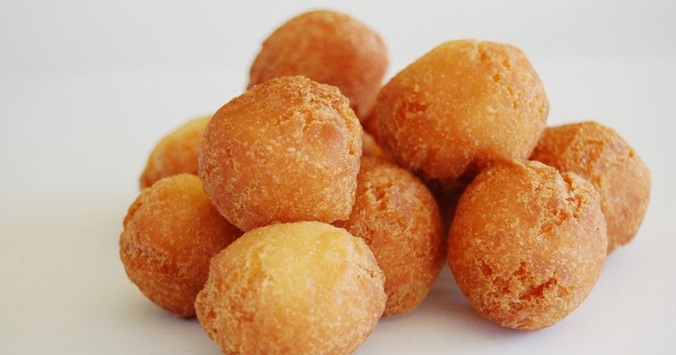 Making Plain Brown Donuts and Donut Holes