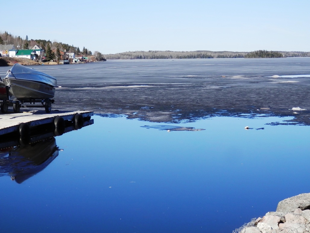 Ice-out near for most Northwestern Ontario lakes 