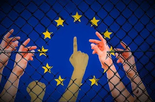 Alors que sur terre les nations seront affolées, vous, les croyants pleins d’espérance, vous serez récompensés. Fence-978136__340
