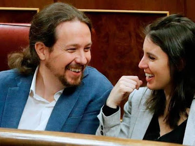 Pablo Iglesias e Irene Montero, en el Congreso de los Diputados | Fuente: Agencia EFE.