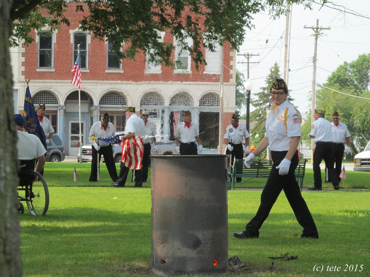 Oakland, Il...worth a second glance Oakland VFW Post Flag Disposal