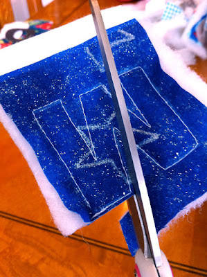 A Song of Sixpence: plush alphabet magnets - part 2: sewing