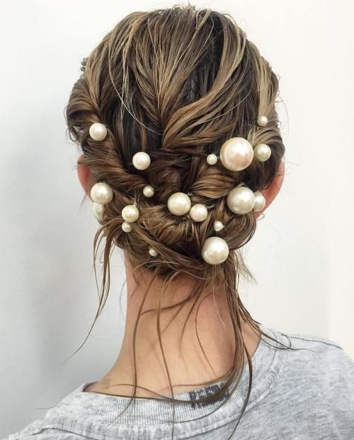 20 Summer Hairstyles Featuring the Most Fashionable Accessories