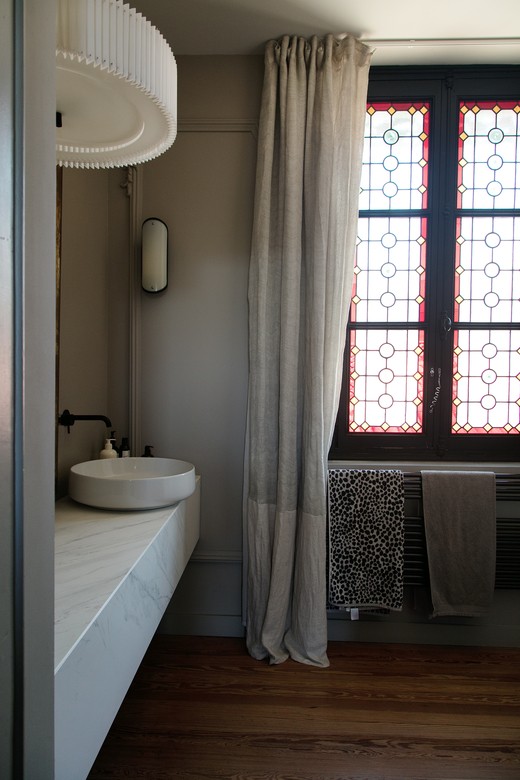 ����� ����� ����� 2020-06-coutume-stud