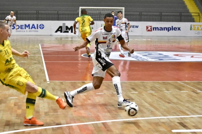 Goleiro do Brusque disputa a décima final de campeonato na carreira -  EsporteSC