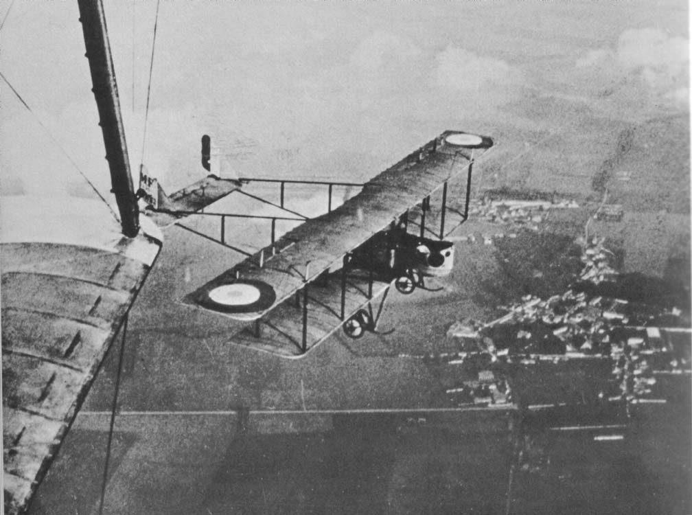 Первые воздушные самолеты. Самолеты первой мировой войны 1914-1918. Аэропланы первой мировой войны. Самолёты 1 мировой войны. Фарман самолет первой мировой.