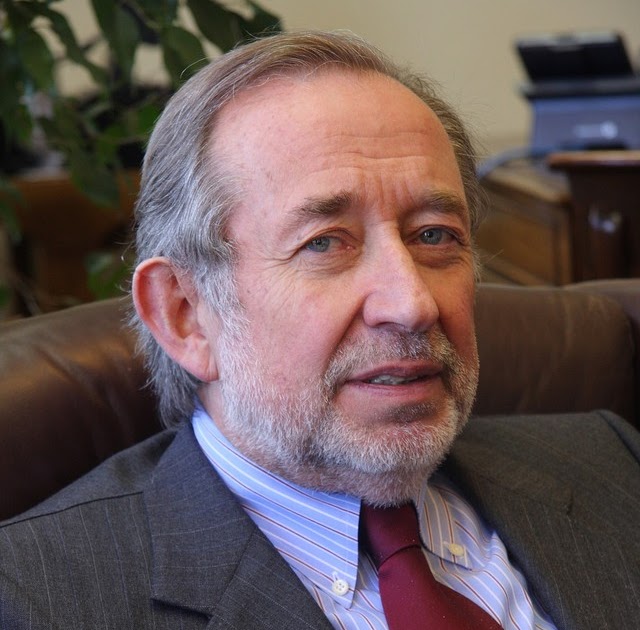 Falleció Jovino Novoa fundador del Partido Unión Demócrata