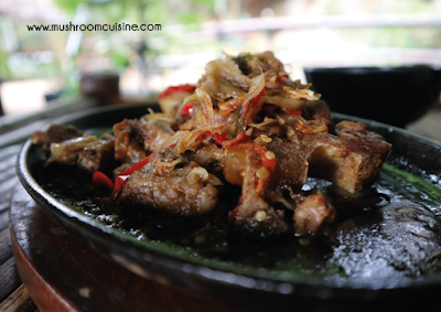 Kebon Awi Kaffee: Masakannya Nikmat Pemandangannya Sedap