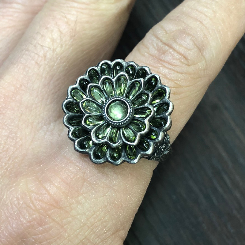 TORCH TORCH blog: ダークソウル/ リングコレクション: 緑花の指輪について