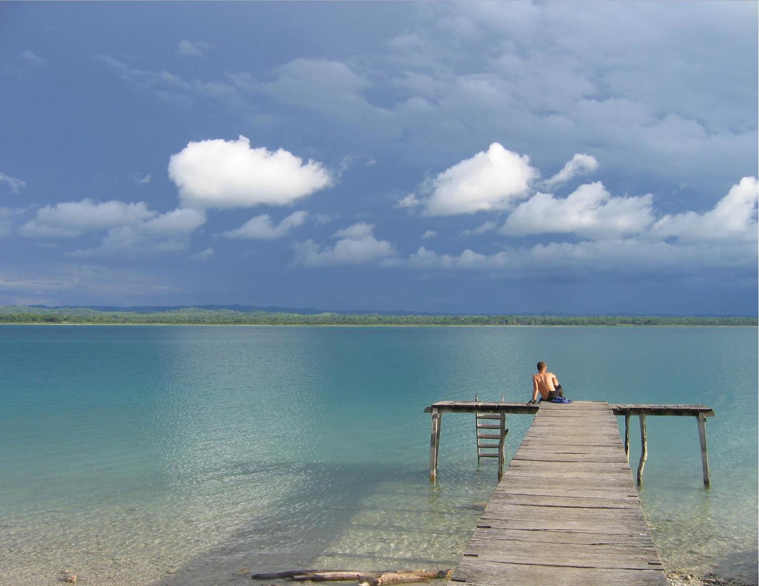 Lago Petén Itzá, Guatemala SAN LUIS PETEN