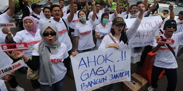 Mengejutkan, Demo Tangkap Ahok 4 November Mendatang Tidak DIdukung Oleh MUI Mengejutkan, Demo Tangkap Ahok 4 November Mendatang Tidak DIdukung Oleh MUI