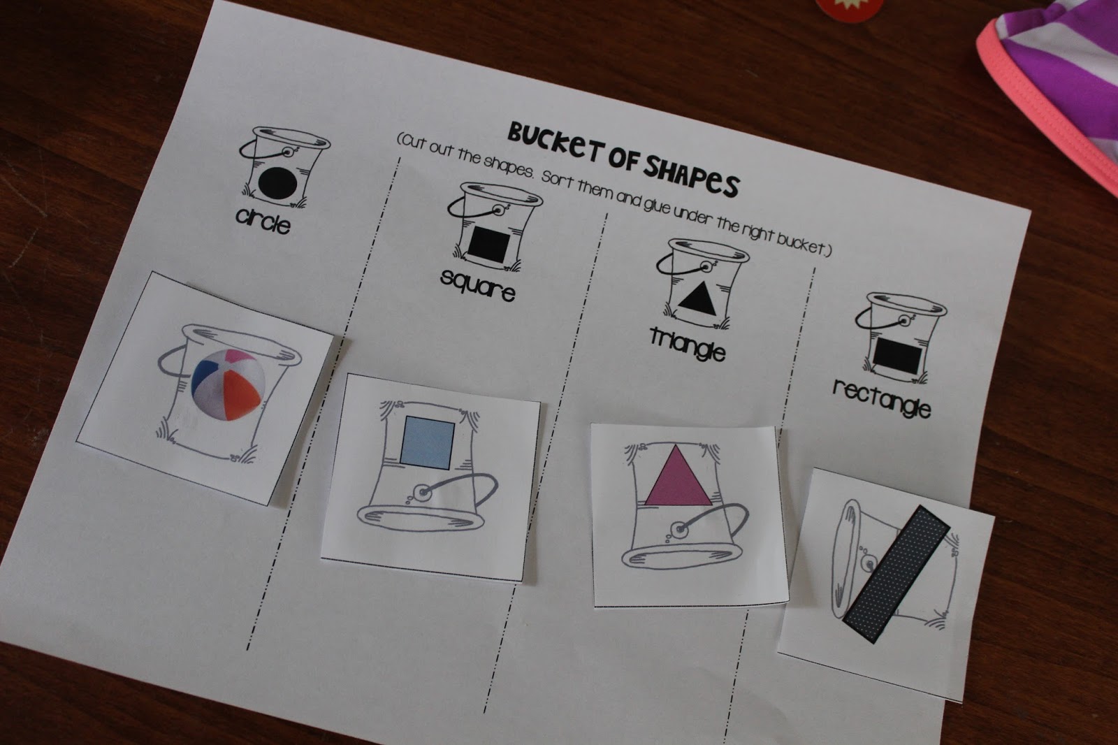 Giggles and Glue sticks....sisters learning together. Nursery Rhymes