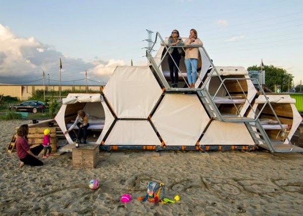 Original and lightweight structures for camping comfortably