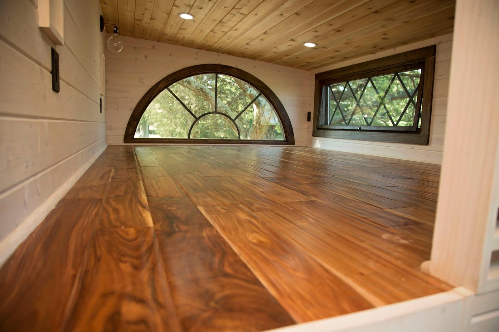 Old World Vermont Tiny Home (300 Sq Ft) [ TINY HOUSE TOWN ]