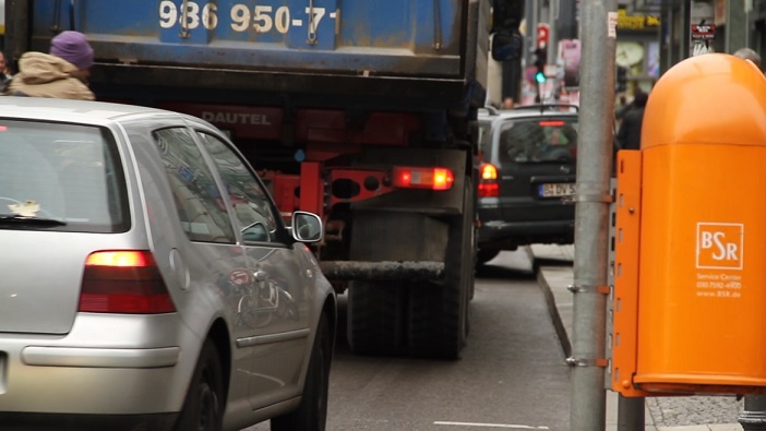 Como o carro autônomo vai "ouvir" uma sirene? 1 no transito o sistema inteligente permitira distinguir sons