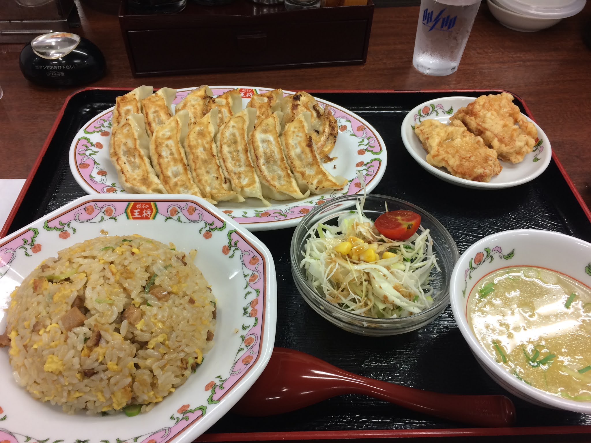 ill effects of nightwalker Blog 餃子の王将行ってきた