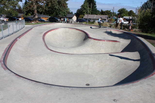 Kʰunamokwst Skatepark (Alberta Skate Spot )