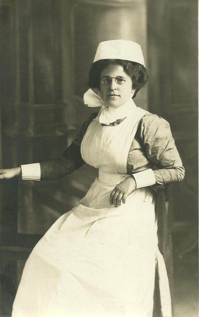 Elegant Photos of Nurses From Edwardian Era Vintage Everyday