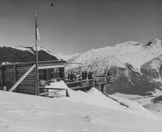 Beautiful Photos of St. Moritz, ‘the Most Fashionable Village in Europe ...