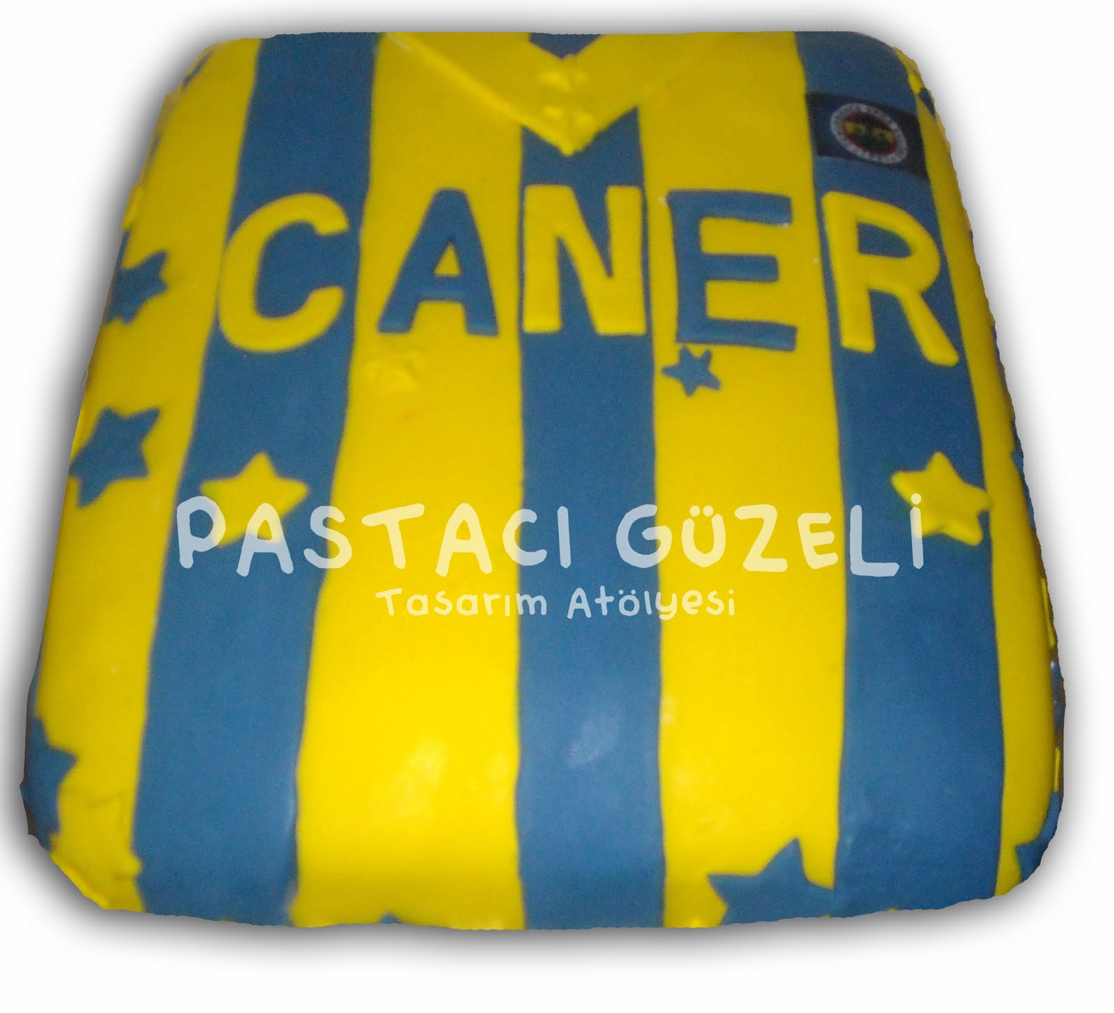 PASTACI GÜZELİ CANER�İN FORMASI ve BURAK�IN FOTOĞRAFLI TARAFTAR PASTASI