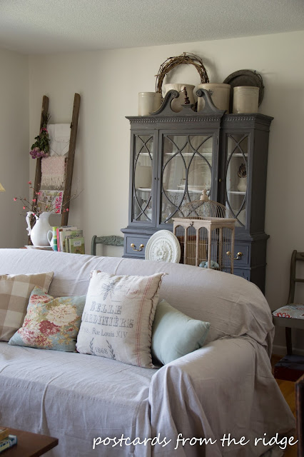 New Furniture Arrangement and Spring Decor in the Living Room ...