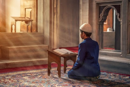   Fadhilah Membaca Al-Qur'an Terus Menerus