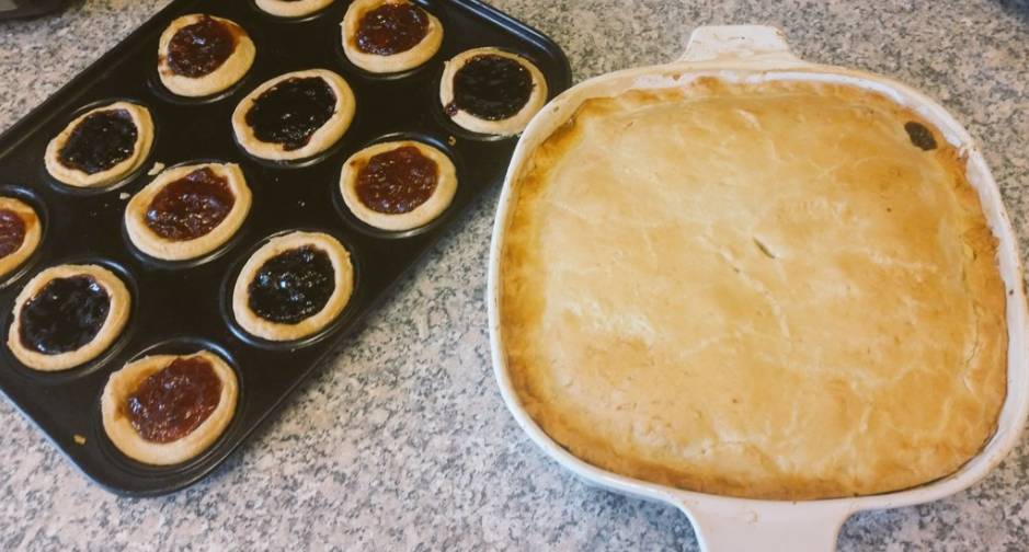 Life As Kim: Leftover roast dinner pie - Recipe!