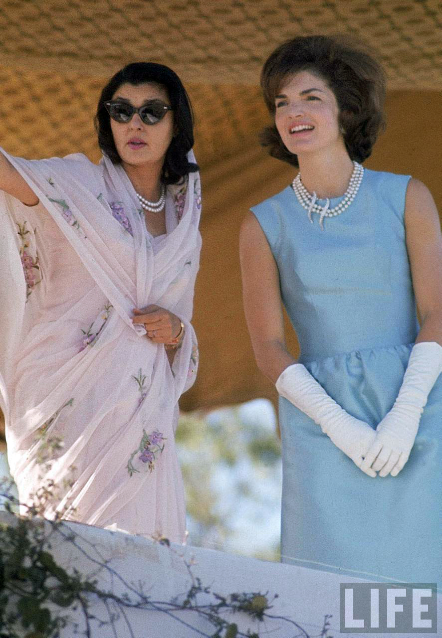 1925 Rolls Royce Phantom >> Jackie Kennedy visits India, 1962 ~ vintage everyday 1925 Rolls Royce Phantom >> Jackie Kennedy visits India, 1962 ~ vintage everyday