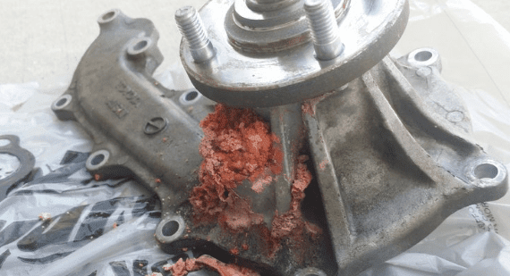 Signs of water pump failure symptoms