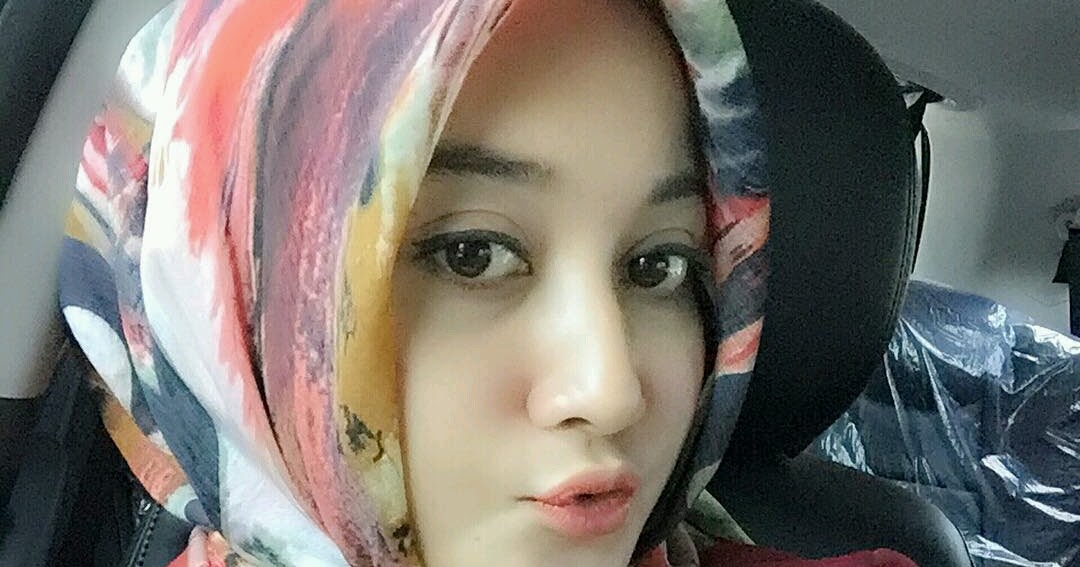 Gambar Wanita Berjilbab Cantik Terbaru
