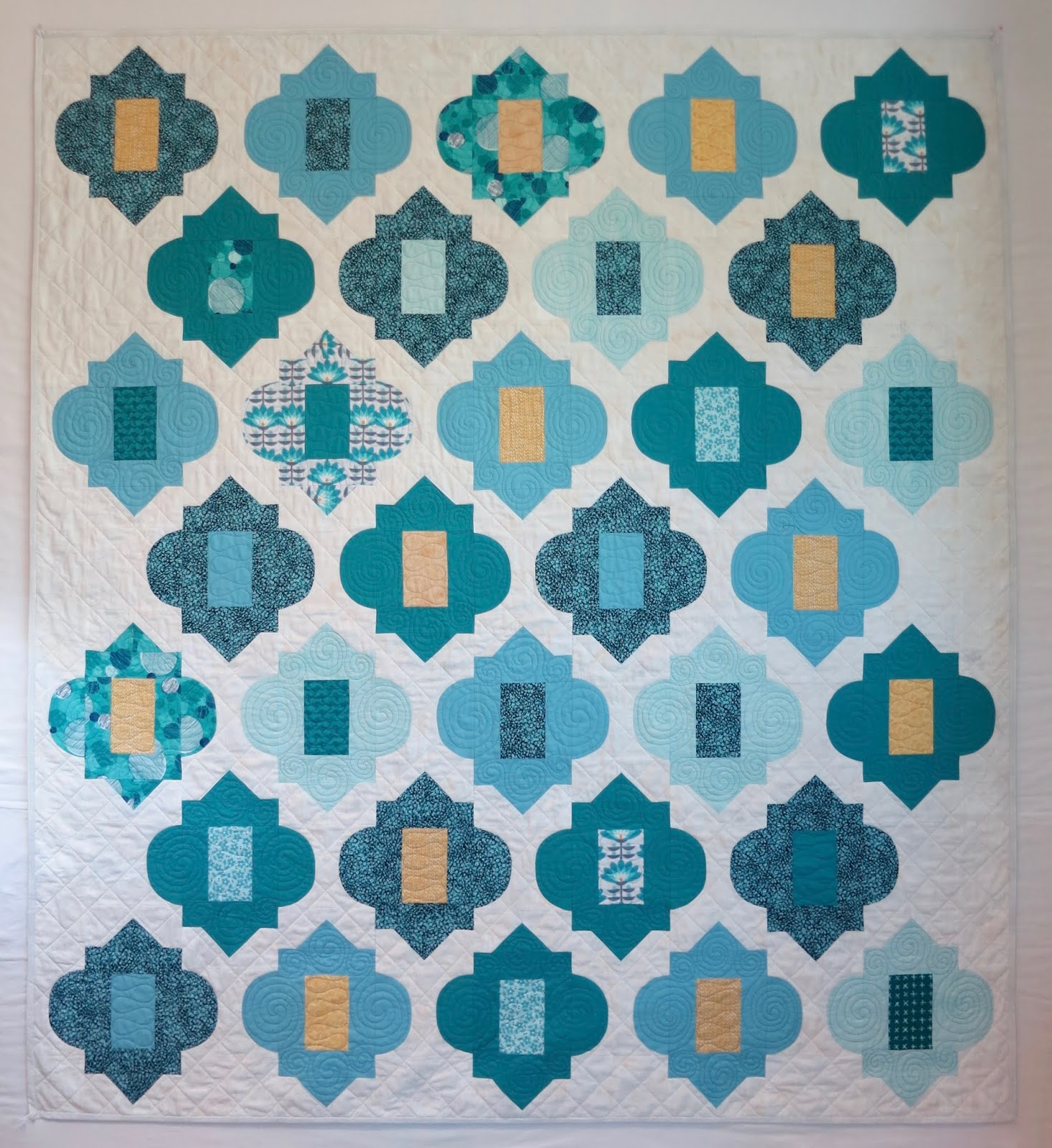 Flourishing Palms Moroccan Tiles Quilt
