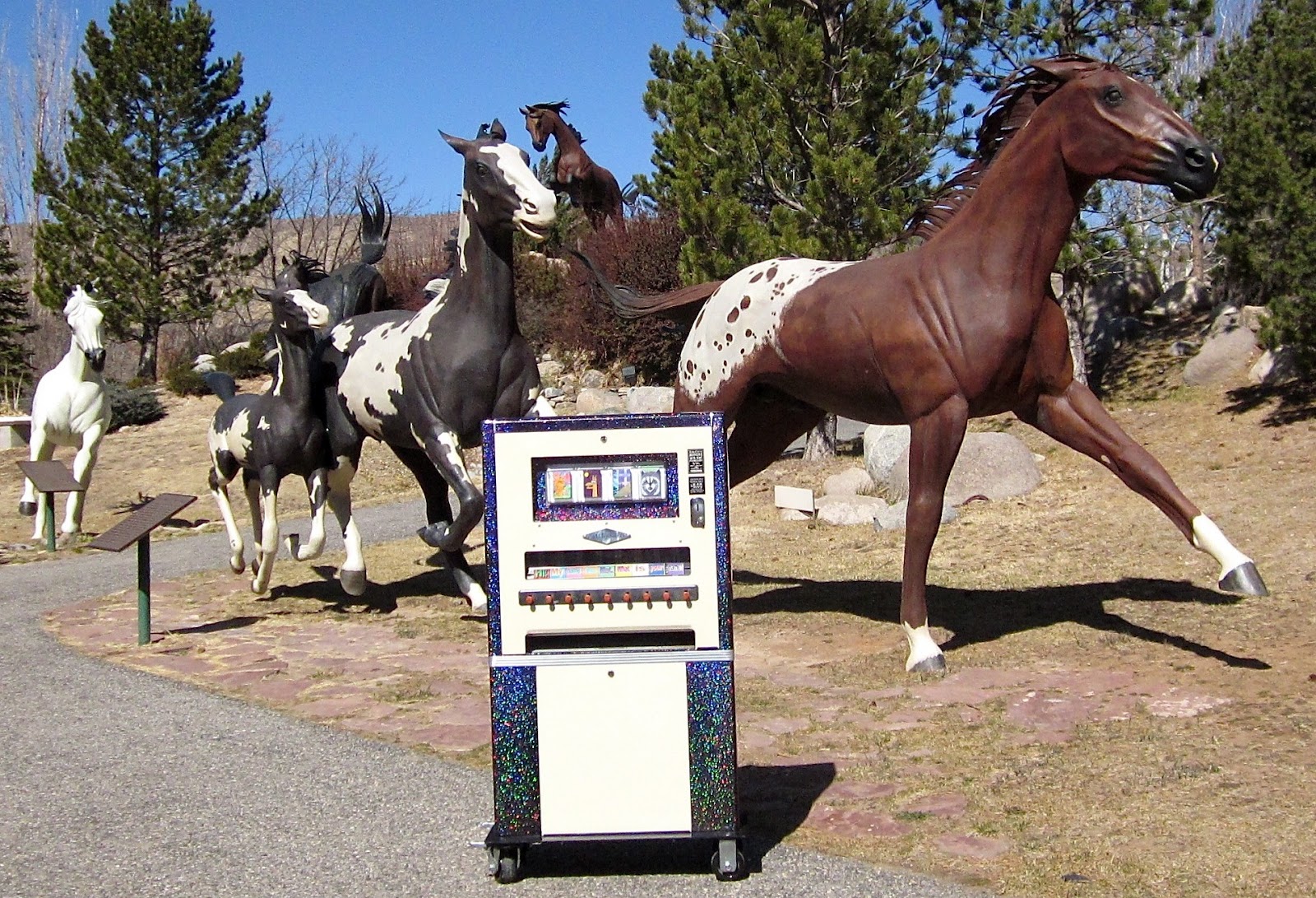 Our Epic Art*o*mat® Road Trip Blog Around New Mexico 3 Ruidoso Downs