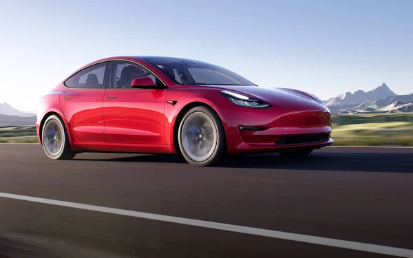 Tesla Model 3 - 2º carro mais vendido na Europa