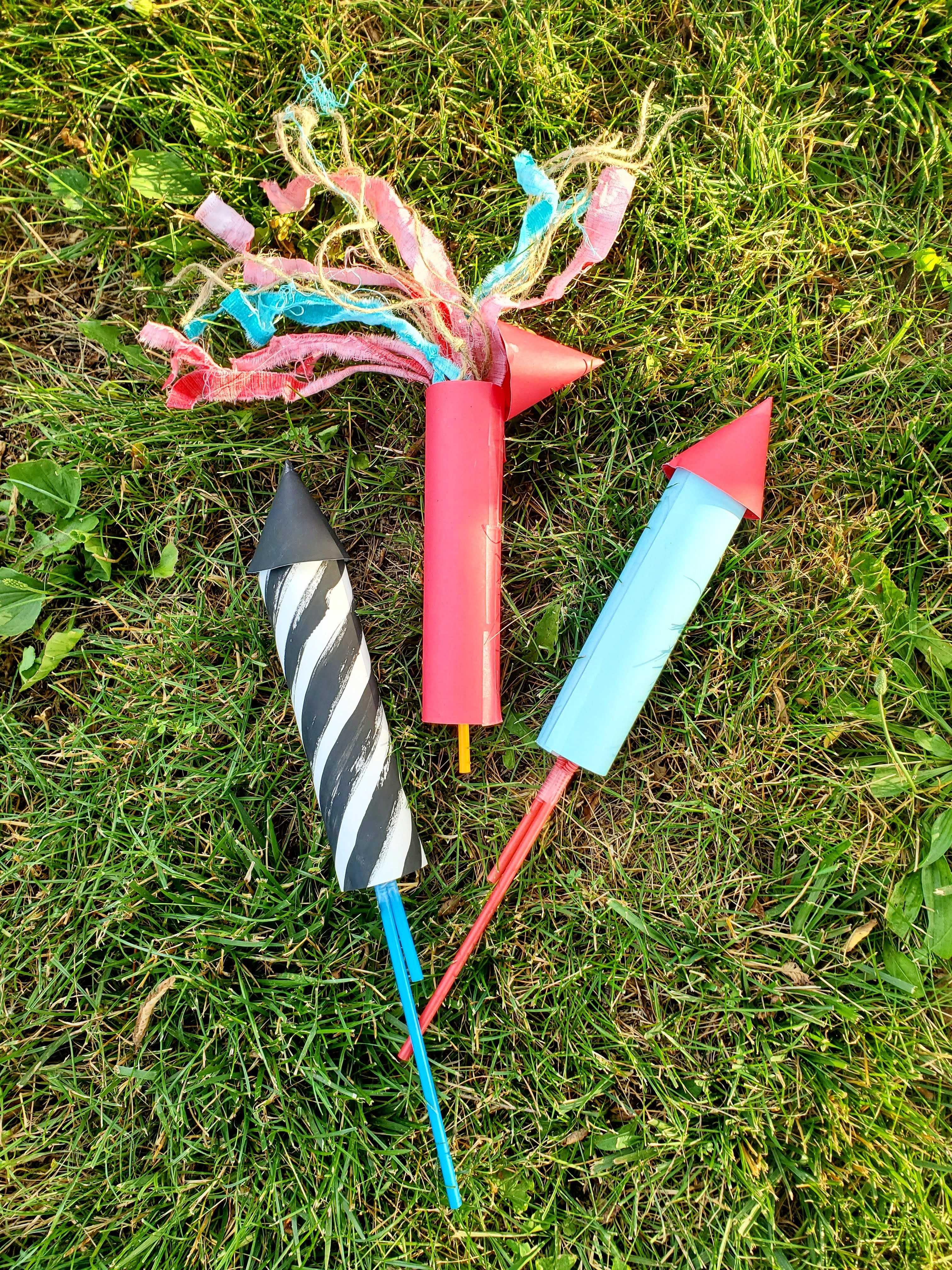 Hello, Wild Things Firework Poppers DIY