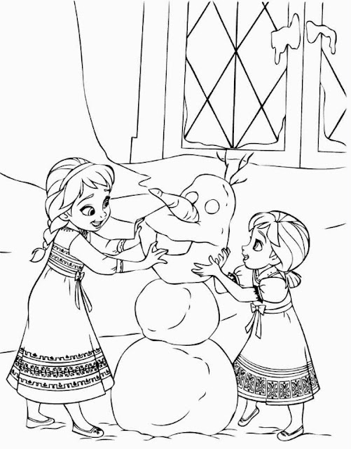Elsa ve Anna kardan adam yapıyor