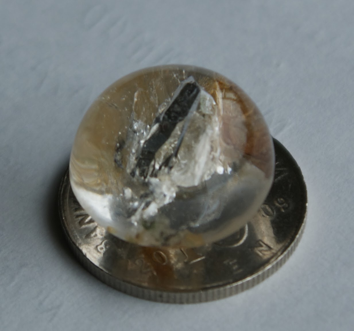 Permataraya 916 Trading: Kristal Dalam Batu - Rare