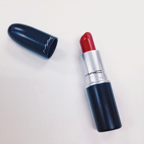 MAC Cosmetics Lipstick in Russian Red review + swatches