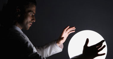 المنجمون يجعلونك تصدق ما تريد ان تصدقه