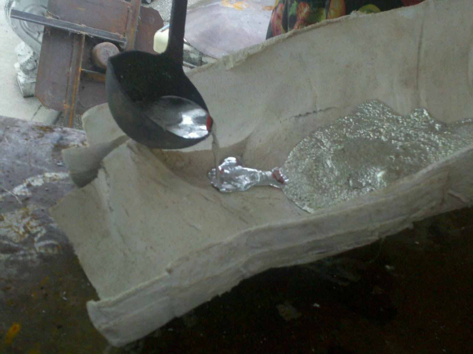 bee metal jewelry Pewter Casting