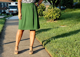 DIY no-pattern gathered jersey skirt. Sew this skirt without a pattern!
