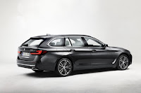 The new BMW 530i Touring 2020