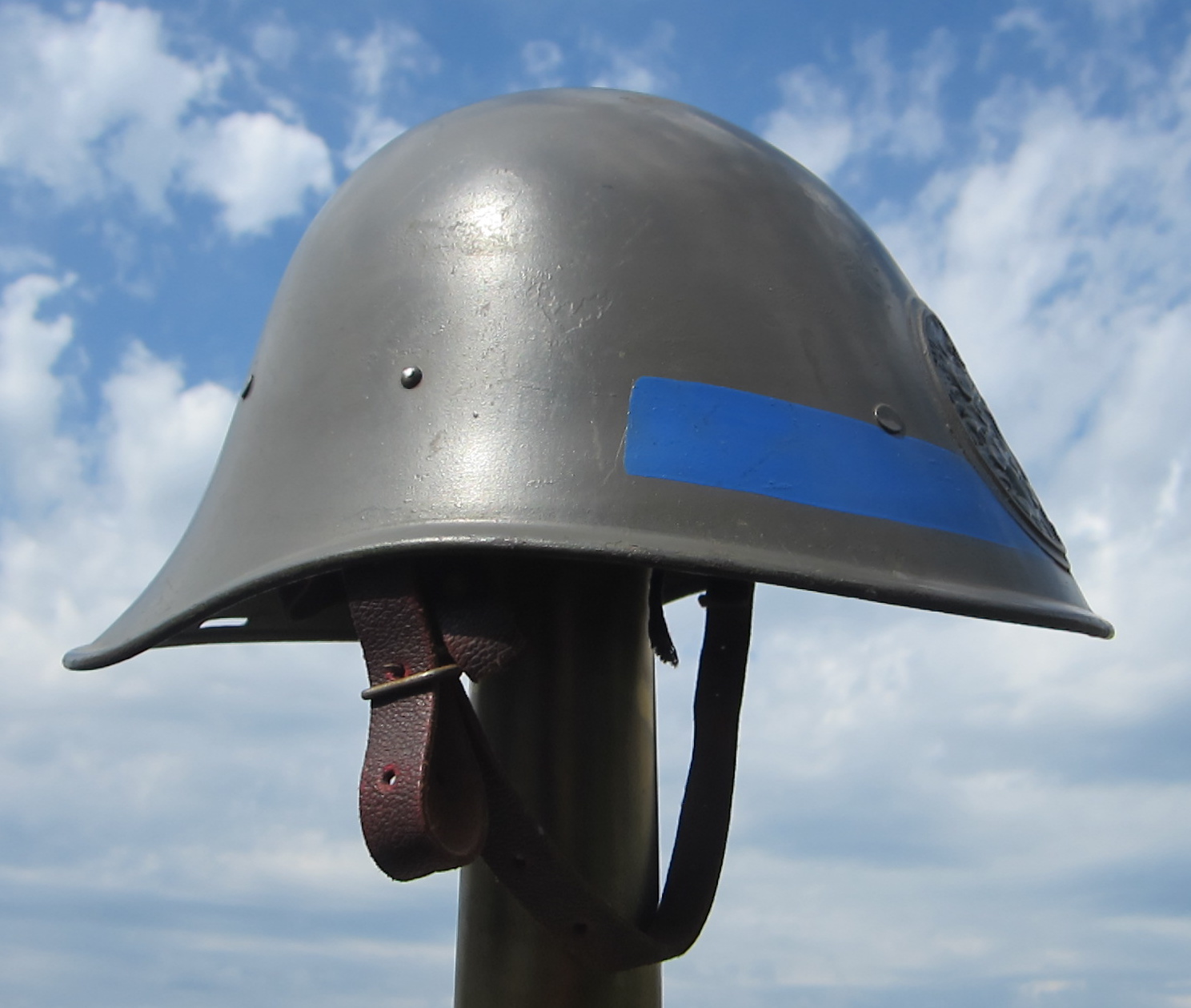 Mannie Gentile Combat Helmets of the 20th Century Dutch Treat